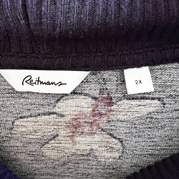 Brand new never worn sweater - Picture 2 of 2